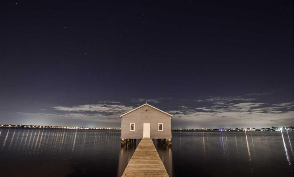 vestuario alejandra guzman 90s